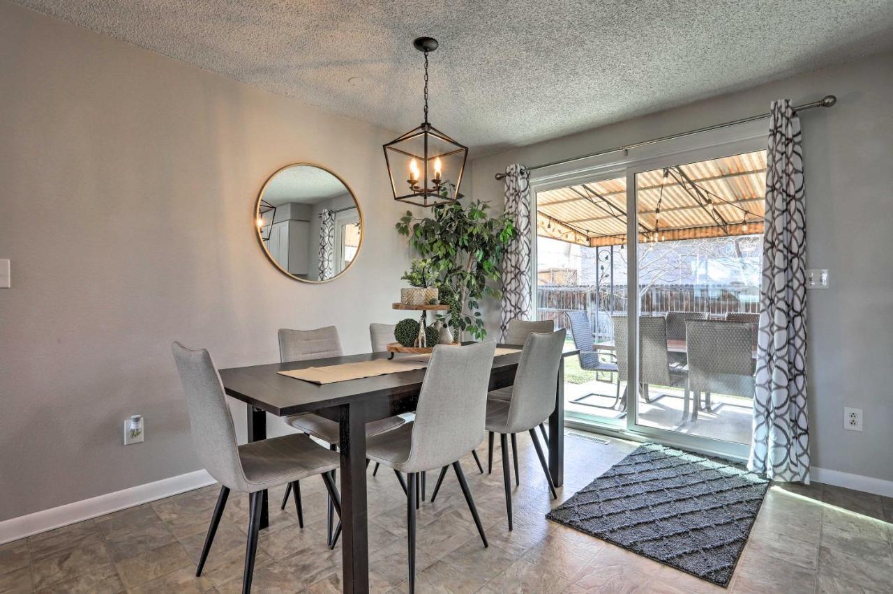 Duplex With Private Yard 3 Mi To Downtown Loveland! Экстерьер фото